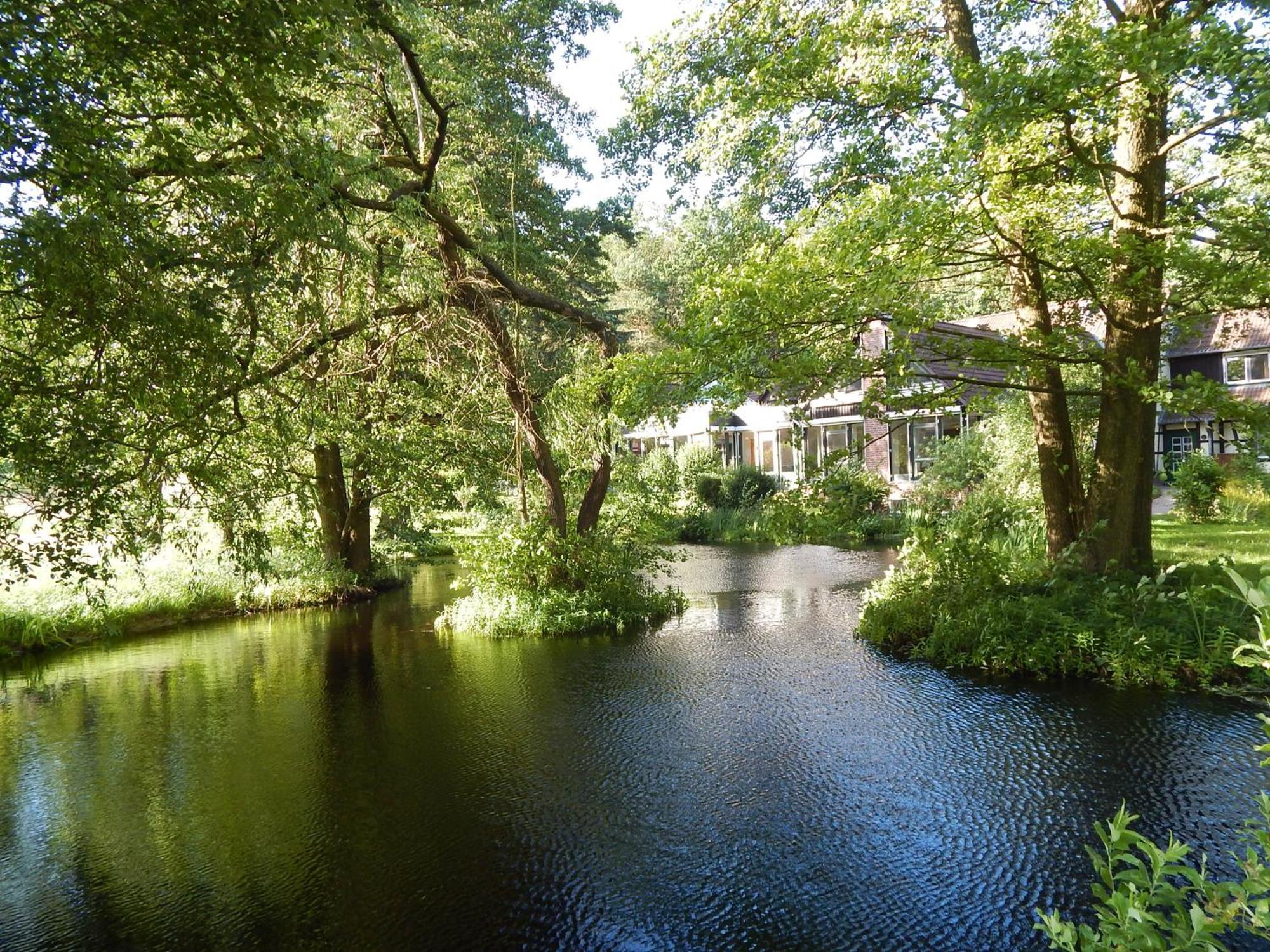 ホテル Ellernhof Dahlenburg エクステリア 写真